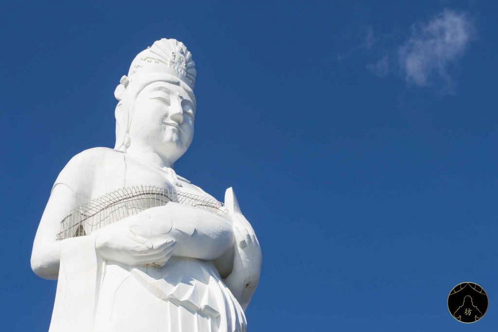 Iwate Japon - Kamaishi Daikannon Statue 11