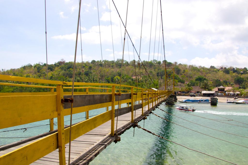 Activity to Do in Nusa Lembongan #7 – Visit Nusa Ceningan via The Yellow Bridge 