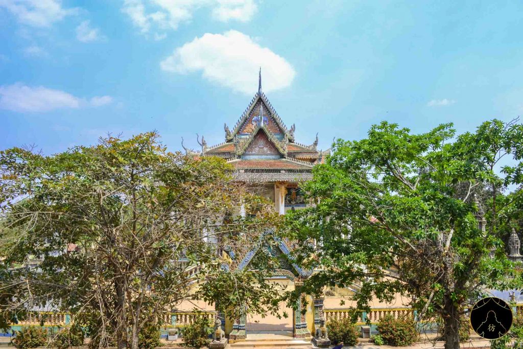 Battambang Cambodge - Wat Ek Phnom 01
