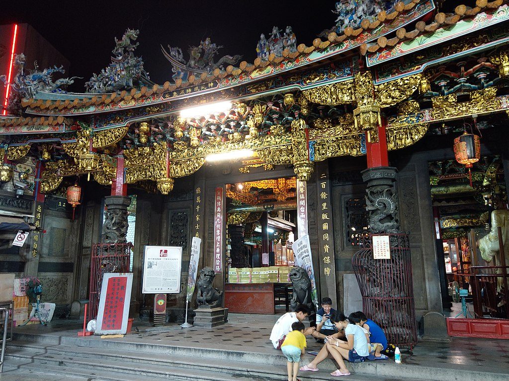 Hsinchu Taiwan – Cheng Huang Temple & It’s Famous Food Market 