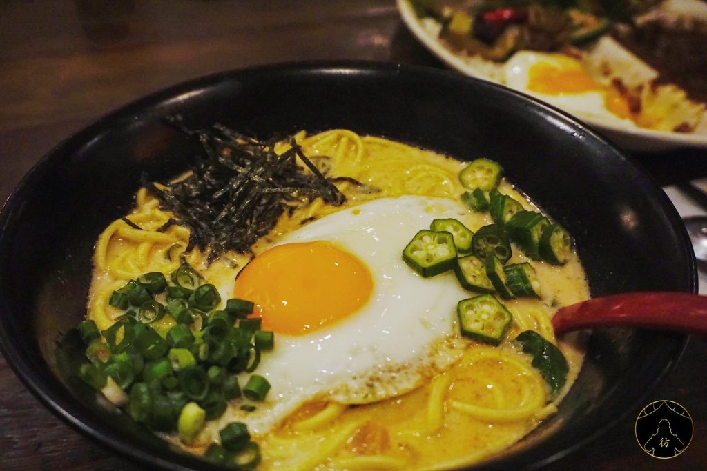 Ishigaki Island - Green Curry Soba + 10 Vegetable Curry