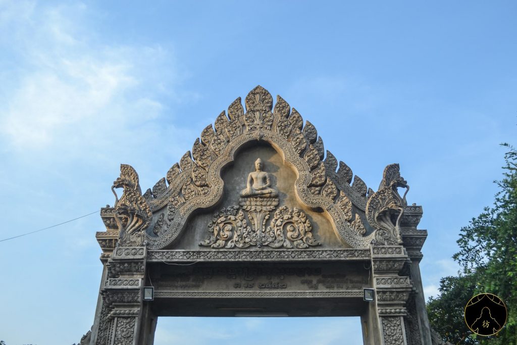 Phnom Penh Cambodge - Le temple Wat Langka 03