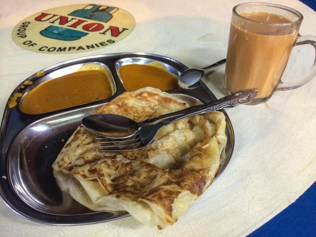 Singapore Food #2 – (Breakfast Dish 2) Roti Prata and Teh Tarik