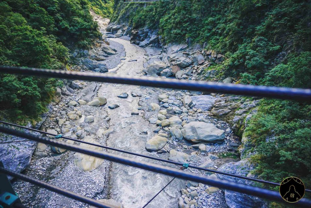 Things to do in Hualien Taiwan #1 – View the Taroko Gorges at Swallow Grotto within Taroko Gorge National Park