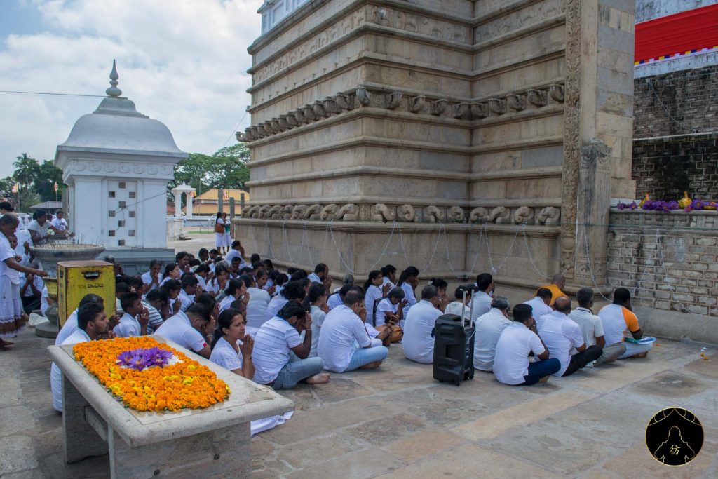 Anuradhapura Sri Lanka - Ruwanwelisaya 1