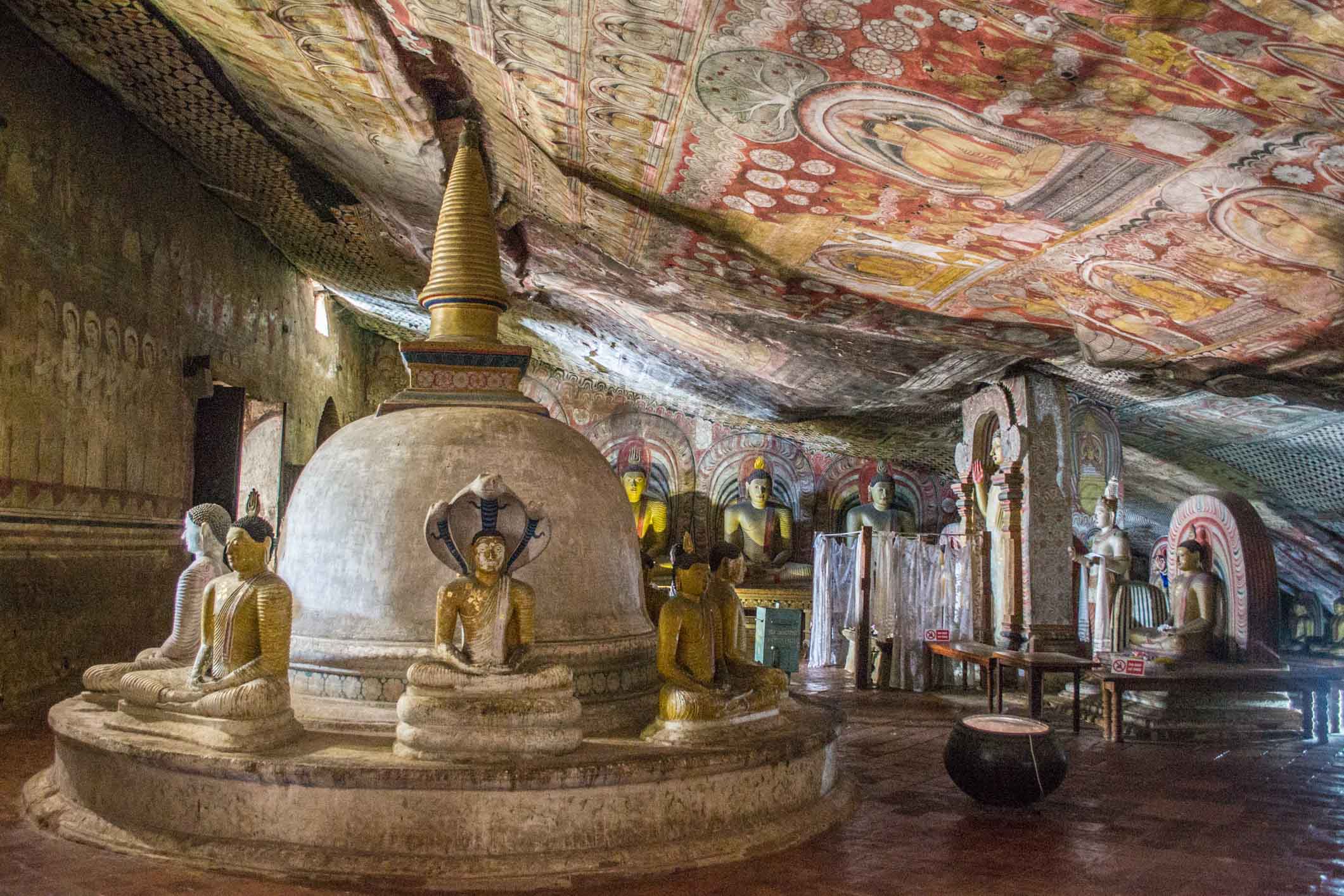 Dambulla Sri Lanka - Le temple d'or caves sacrées 10 Couverture