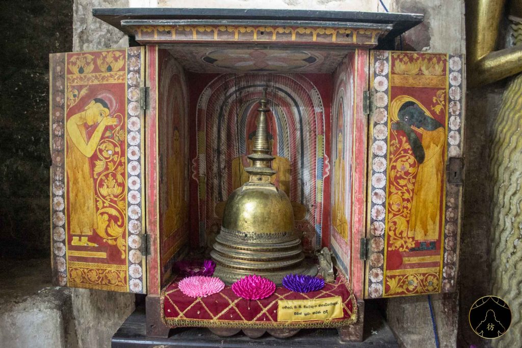 Kandy Sri Lanka - Le temple Gadaladeniya 2