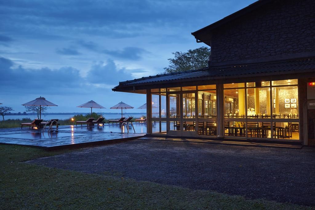 Polonnaruwa Sri Lanka - The Lake Hotel 1