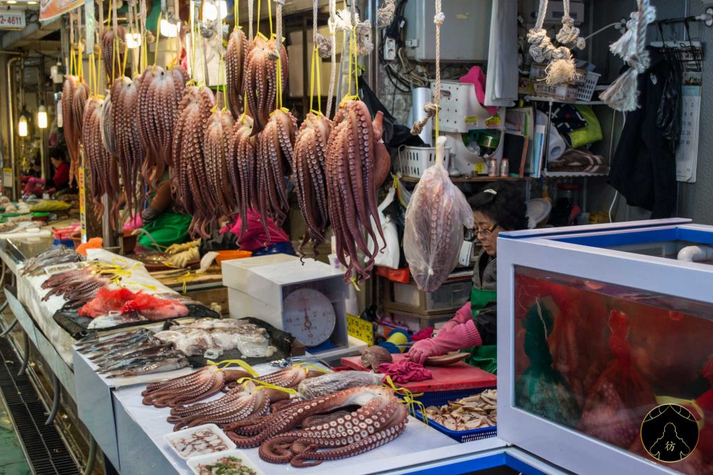 Gyeongju Corée Du Sud - Le marché de Seongdong 1