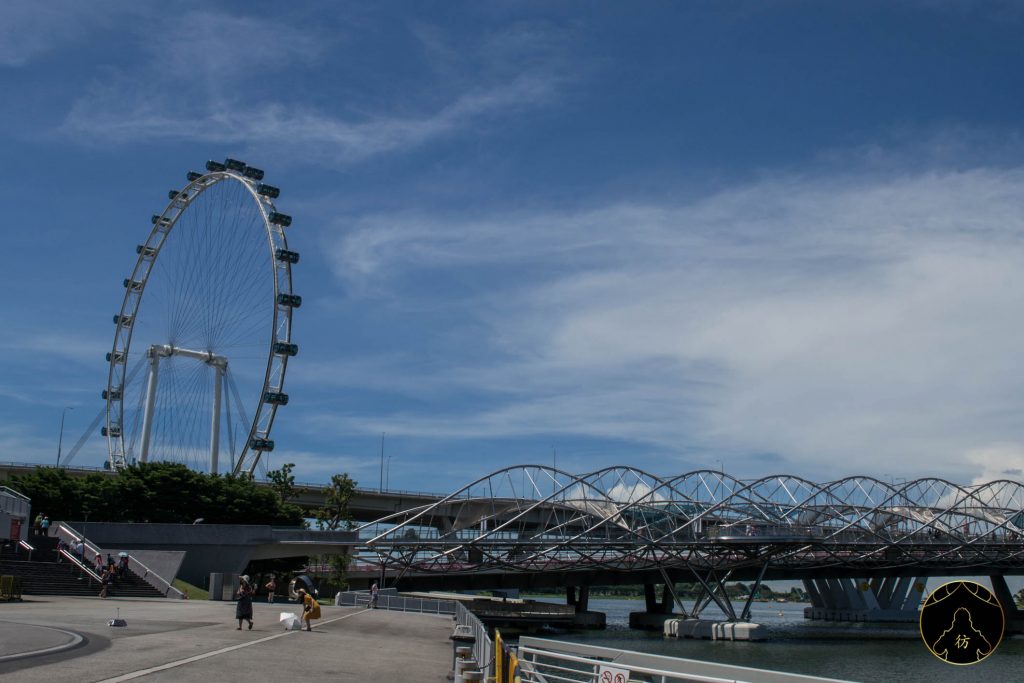 Visiter Singapour #4 - Le pont Helix et la grande roue 1