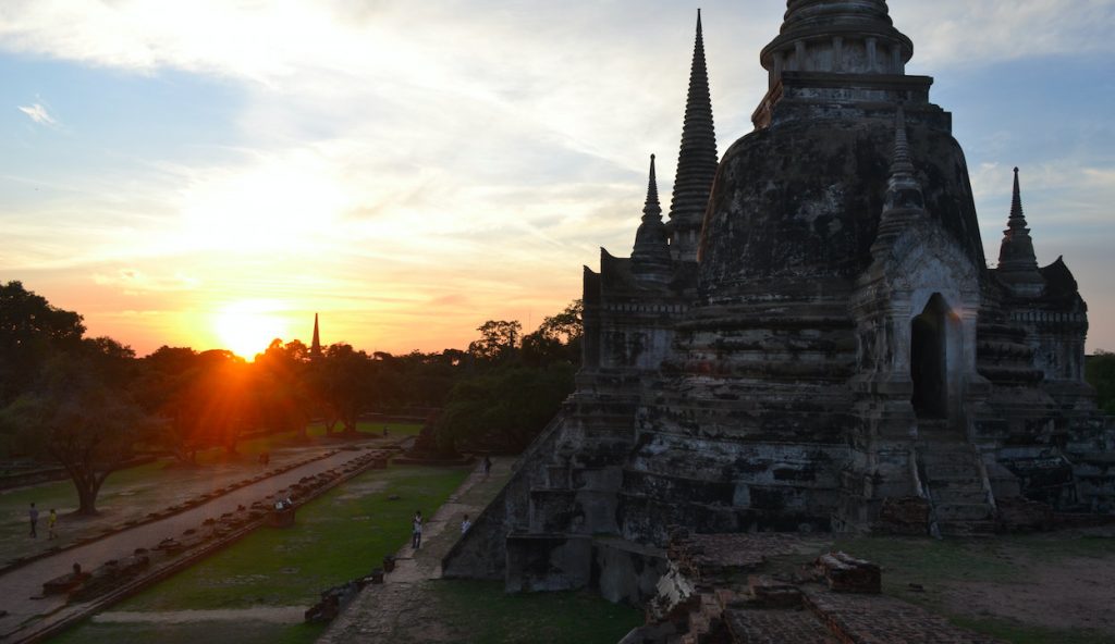 Ayutthaya Thailand Coucher du Soleil