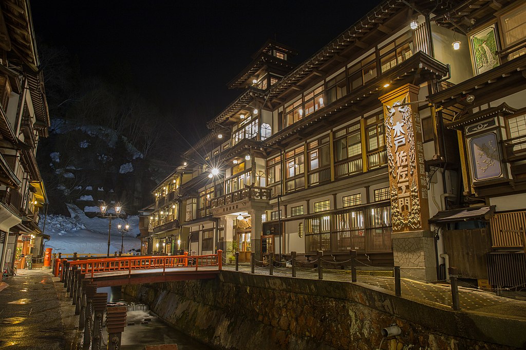 Ginzan Onsen - An Authentic Hot Spring Town You Should Absolutely Visit