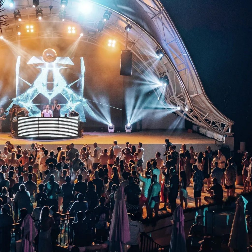 Cafe Del Mar Bali 2