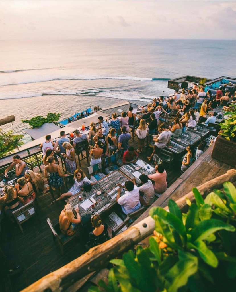 Single Fin Uluwatu 1