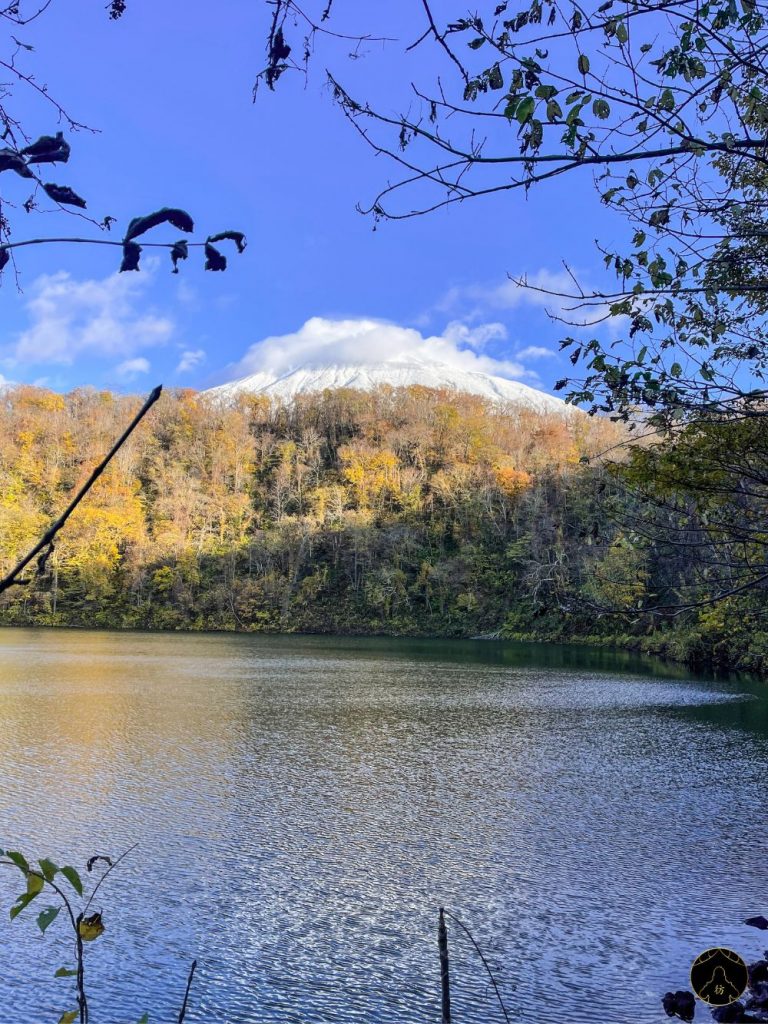 Hangetsuko Lake