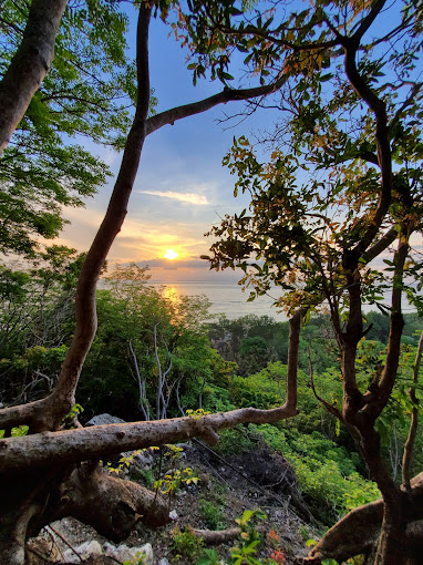 Gili T Hilltop