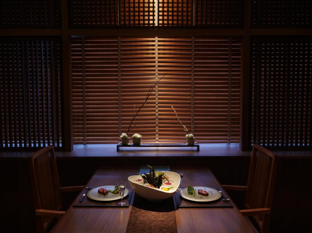 Lake Shikotsu Tsuruga Resort Spa Mizu no Uta 1